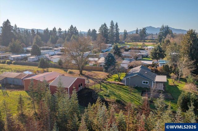 38159 Weirich Dr, Lebanon, OR 97355