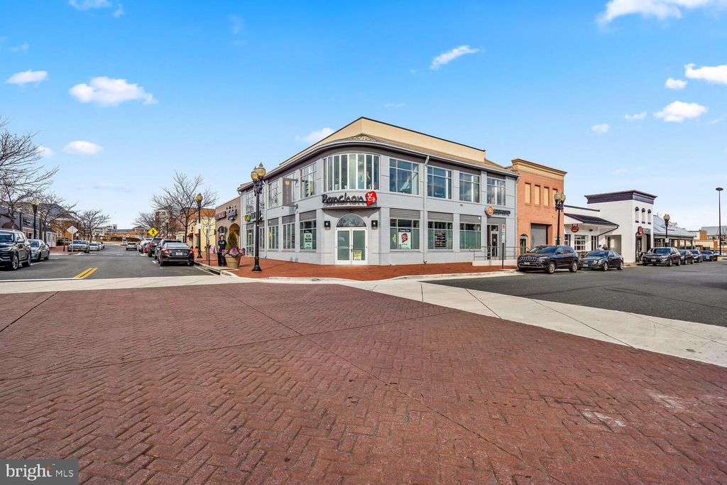 Image 44 of property listing at 7 CORNERWOOD CT, Gaithersburg, MD 20878