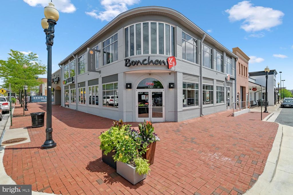 Image 53 of property listing at 7 CORNERWOOD CT, Gaithersburg, MD 20878