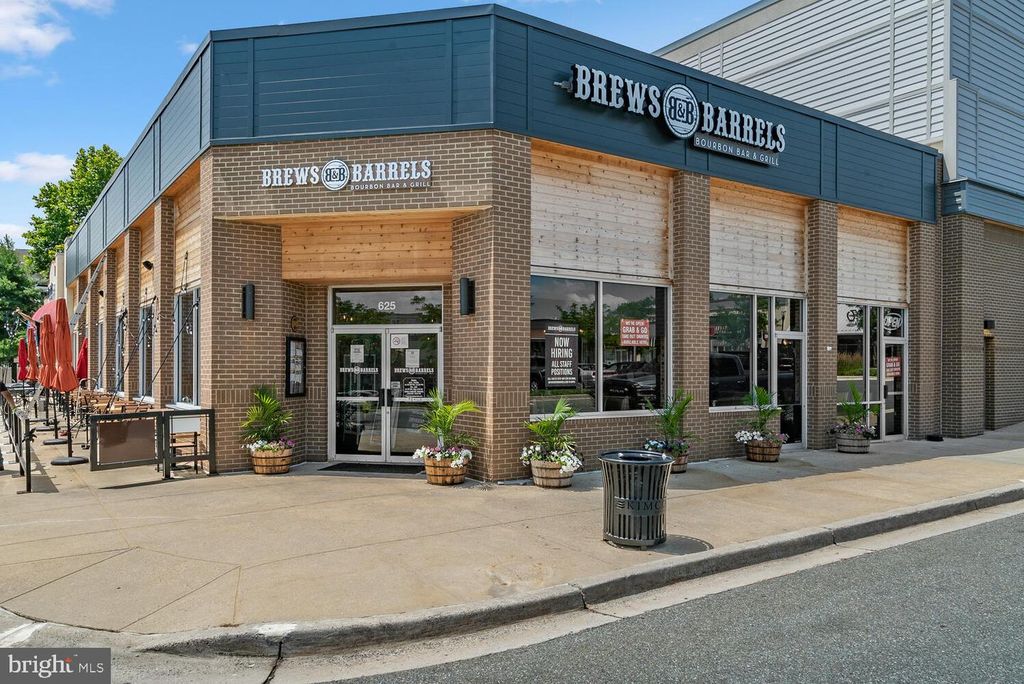 Image 55 of property listing at 7 CORNERWOOD CT, Gaithersburg, MD 20878