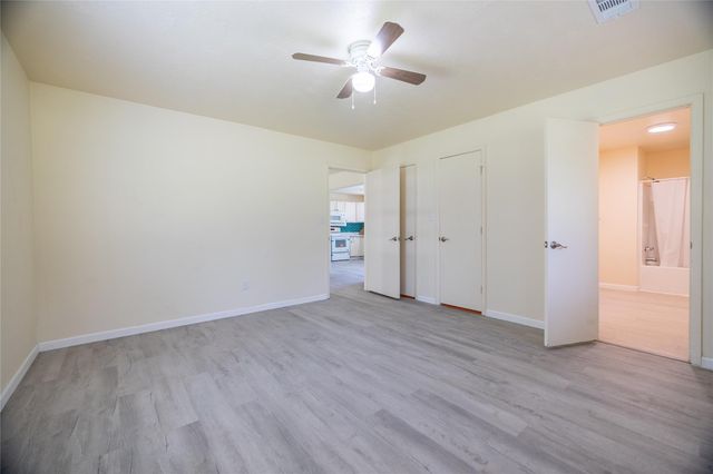 91 Hulon Hall Court, Cleveland, TX 77328
