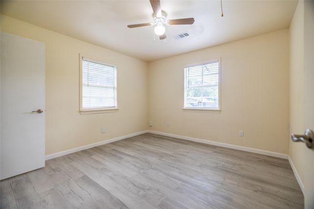 91 Hulon Hall Court, Cleveland, TX 77328