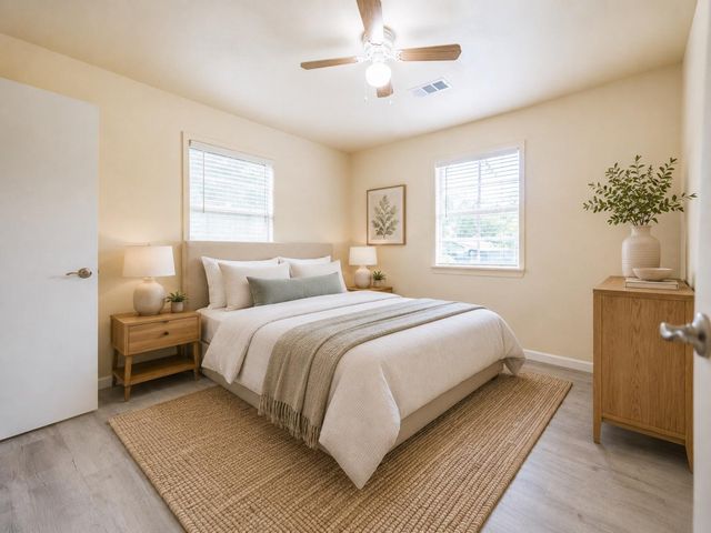 91 Hulon Hall Court, Cleveland, TX 77328
