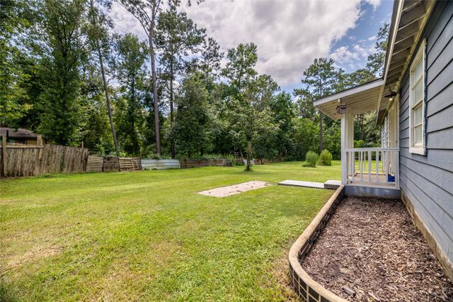 91 Hulon Hall Court, Cleveland, TX 77328