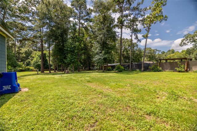 91 Hulon Hall Court, Cleveland, TX 77328