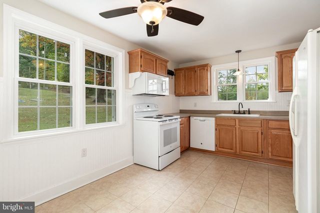 830 OBERLIN RD, Middletown, PA 17057