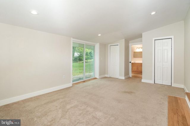 830 OBERLIN RD, Middletown, PA 17057