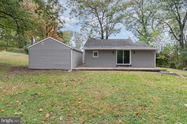 830 OBERLIN RD, Middletown, PA 17057