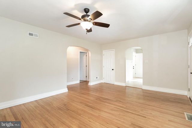 830 OBERLIN RD, Middletown, PA 17057