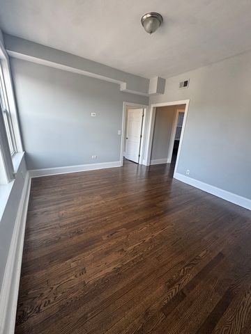 2617 W Lawrence Avenue 2, Chicago, IL 60625