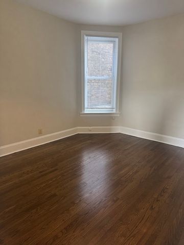 2617 W Lawrence Avenue 2, Chicago, IL 60625