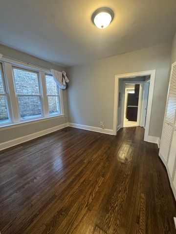 2617 W Lawrence Avenue 2, Chicago, IL 60625
