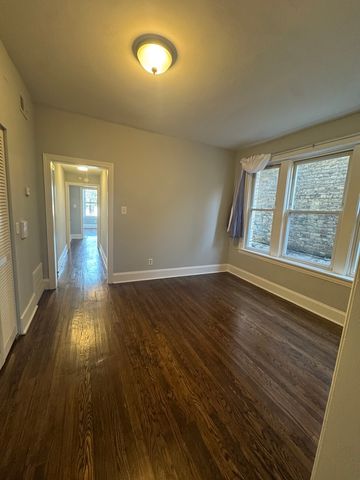2617 W Lawrence Avenue 2, Chicago, IL 60625