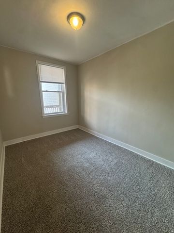 2617 W Lawrence Avenue 2, Chicago, IL 60625