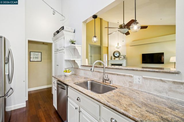 3279 Mt Diablo Ct 20, Lafayette, CA 94549