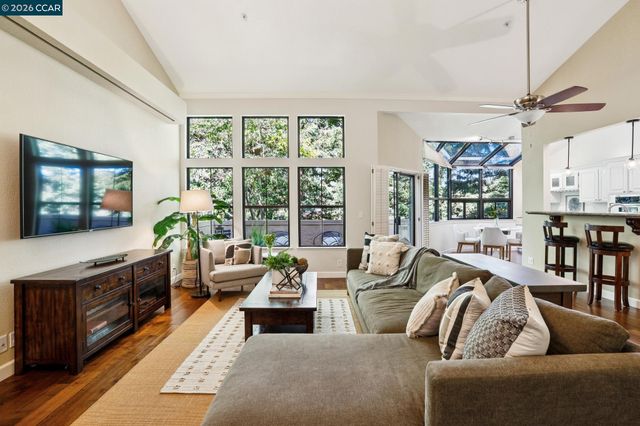 3279 Mt Diablo Ct 20, Lafayette, CA 94549