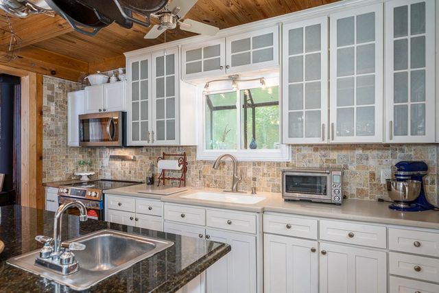 17 Tara Lane, Ellijay, GA 30540