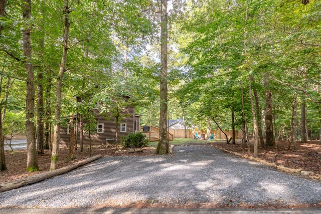 17 Tara Lane, Ellijay, GA 30540