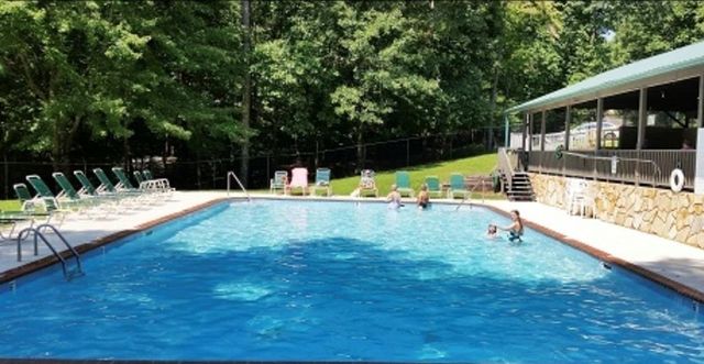 17 Tara Lane, Ellijay, GA 30540