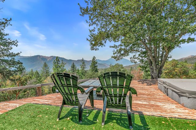 9531 Sterling Creek Road, Jacksonville, OR 97530
