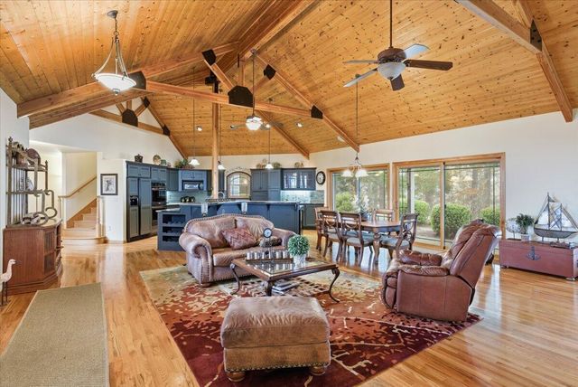 3601 Campus View Drive, Grants Pass, OR 97527