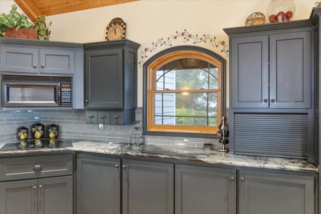 3601 Campus View Drive, Grants Pass, OR 97527