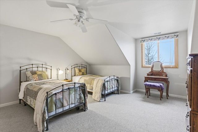 3601 Campus View Drive, Grants Pass, OR 97527