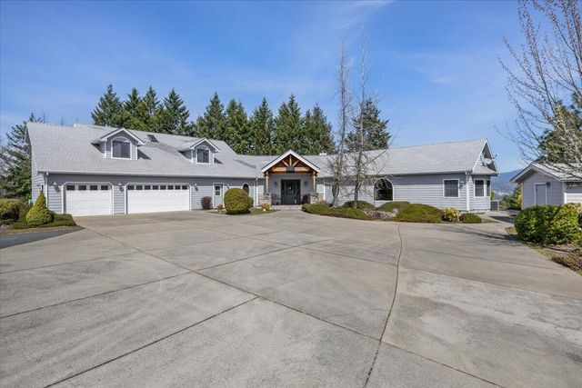 3601 Campus View Drive, Grants Pass, OR 97527