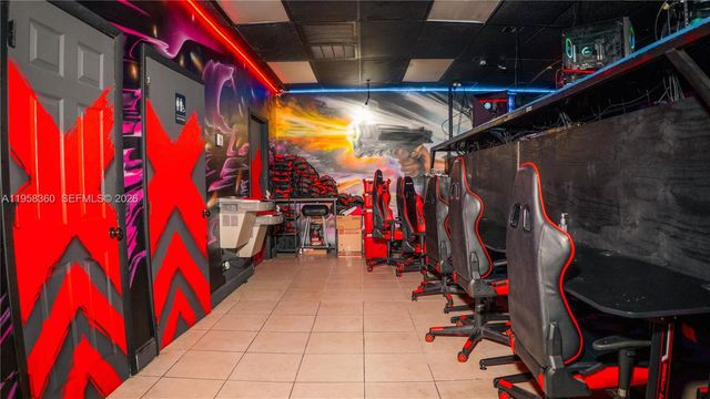 8600 W State Road 84, Davie, FL 33324