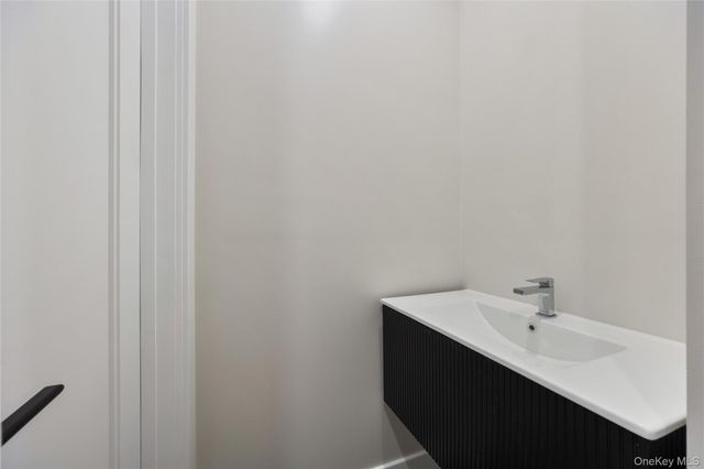 19 Lazer Court 102, Spring Valley, NY 10977