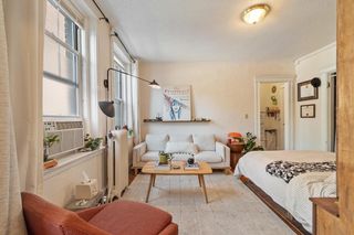 120 Riverway 4, Boston, MA 02215