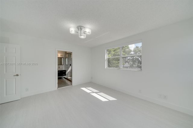 720 Falling Water Road 720, Weston, FL 33326