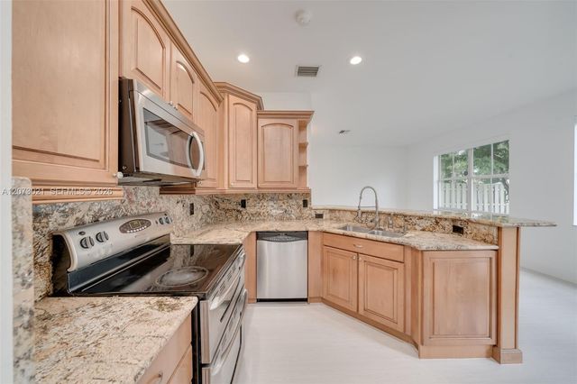 720 Falling Water Road 720, Weston, FL 33326