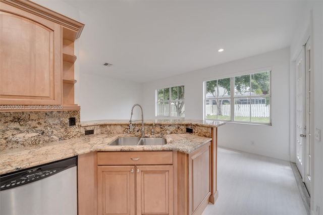 720 Falling Water Road 720, Weston, FL 33326