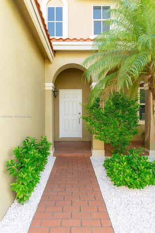 720 Falling Water Road 720, Weston, FL 33326