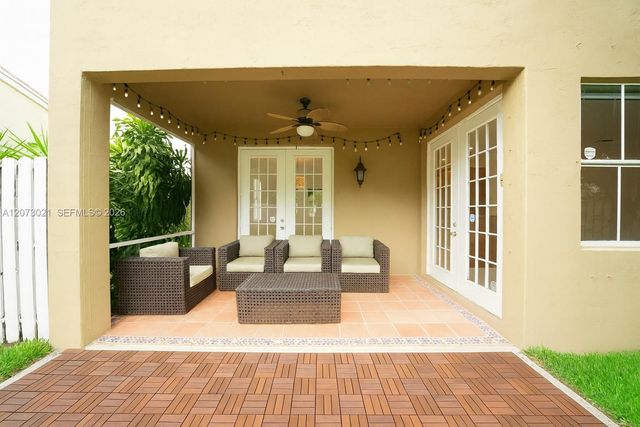 720 Falling Water Road 720, Weston, FL 33326
