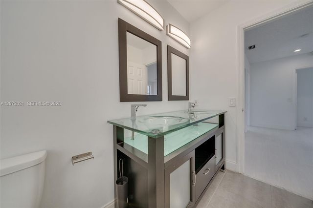 720 Falling Water Road 720, Weston, FL 33326