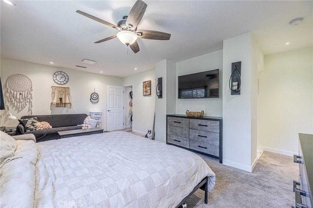 Image 24 of property listing at 2575 Victoria, Simi Valley, CA 93065