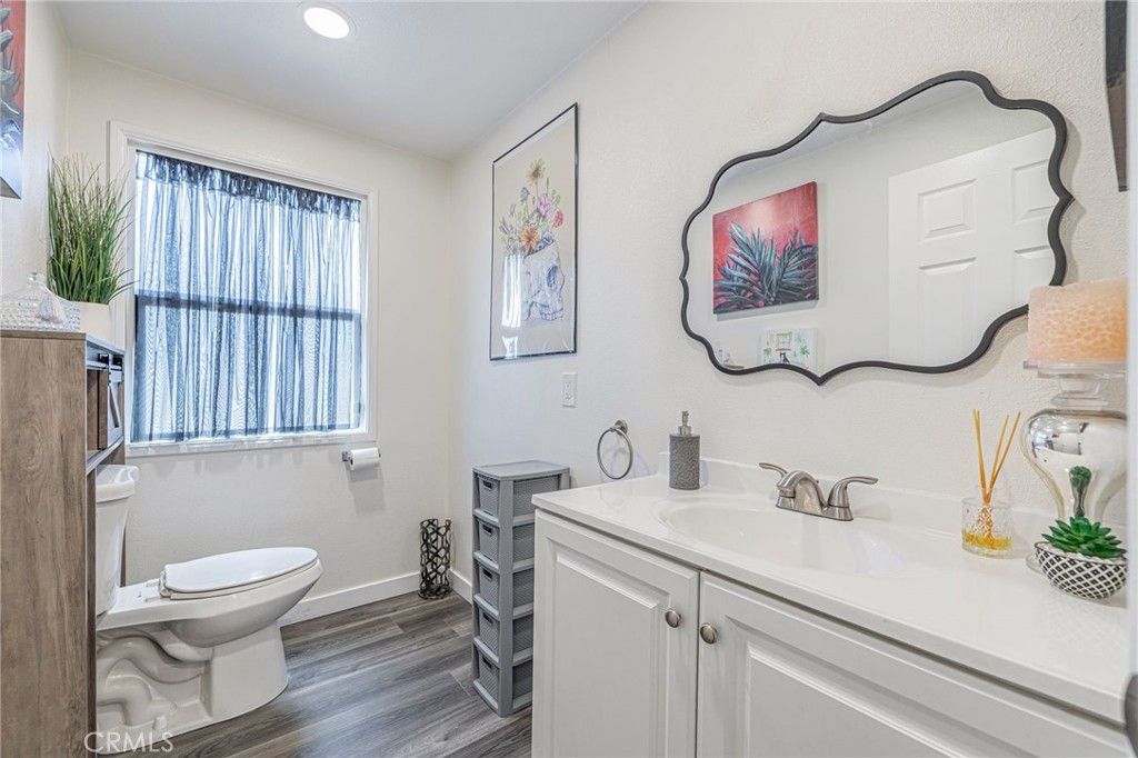 Image 32 of property listing at 2575 Victoria, Simi Valley, CA 93065