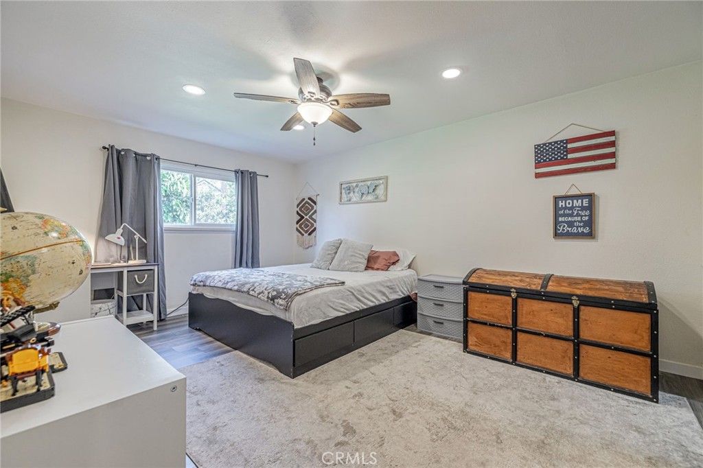 Image 33 of property listing at 2575 Victoria, Simi Valley, CA 93065