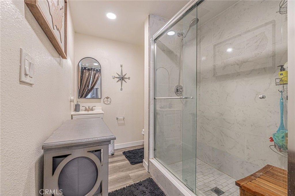 Image 36 of property listing at 2575 Victoria, Simi Valley, CA 93065