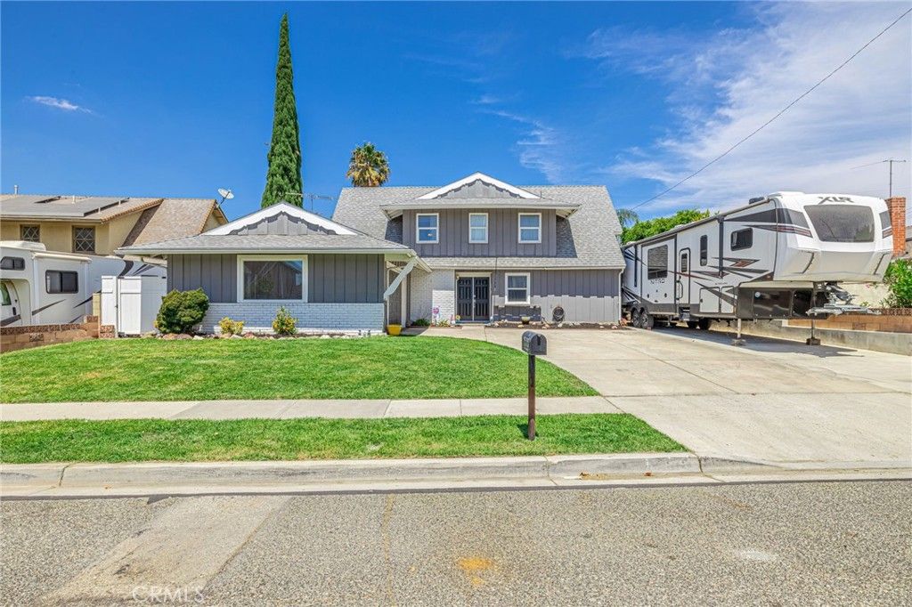 Image 44 of property listing at 2575 Victoria, Simi Valley, CA 93065