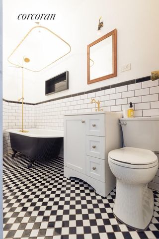587A LEXINGTON Avenue, New York City, NY 11221