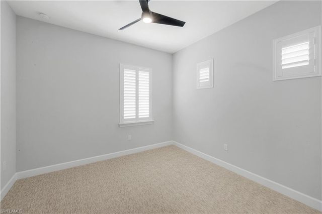 9520 Ironstone 202, Naples, FL 34120