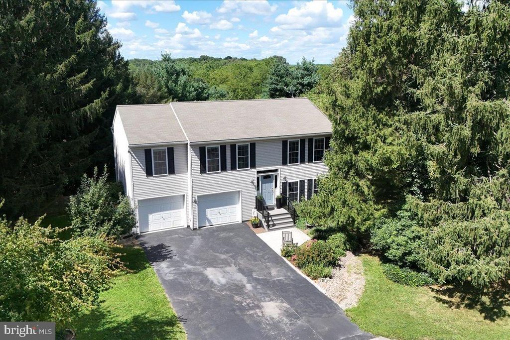 941 NEWARK RD, Toughkenamon, PA 19374