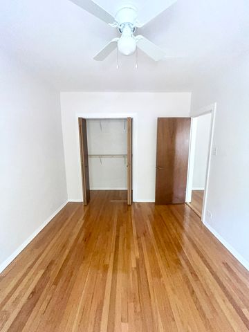 4305 W Augusta Boulevard 2, Chicago, IL 60651