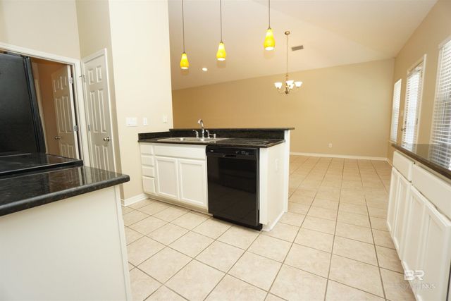 500 Dolphin Avenue, Gulf Shores, AL 36542