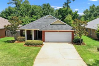 500 Dolphin Avenue, Gulf Shores, AL 36542