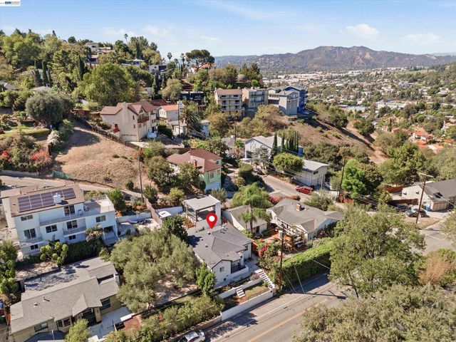 3929 Division St, Los Angeles, CA 90065