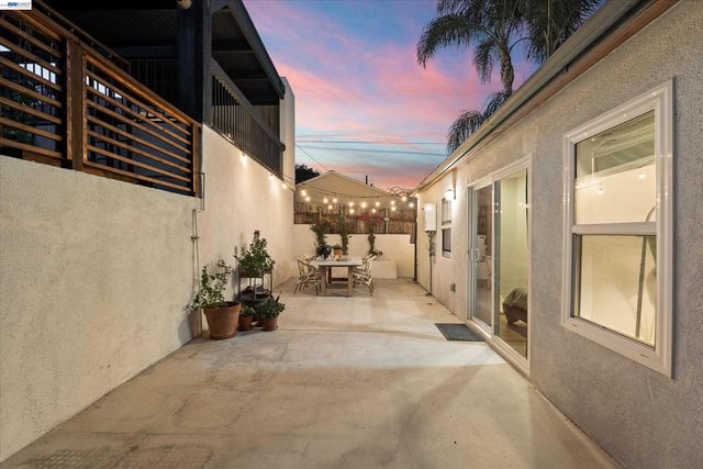 3929 Division St, Los Angeles, CA 90065